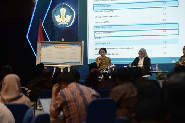 Read more about the article Penerapan SPBE Kemendikbudristek dalam Mendukung Percepatan Transformasi Digital Pendidikan