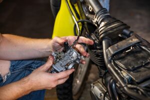 Materi Praktik Teknik Sepeda Motor: Tune Up dan Rem Sistem